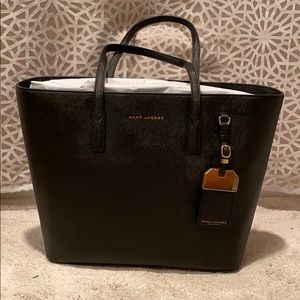 Marc Jacobs Shoulder bag. NWT